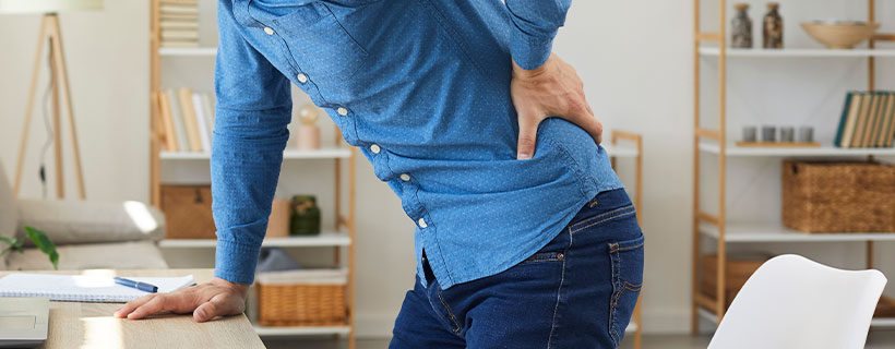 patient needing pinched nerve treatment in Marlton