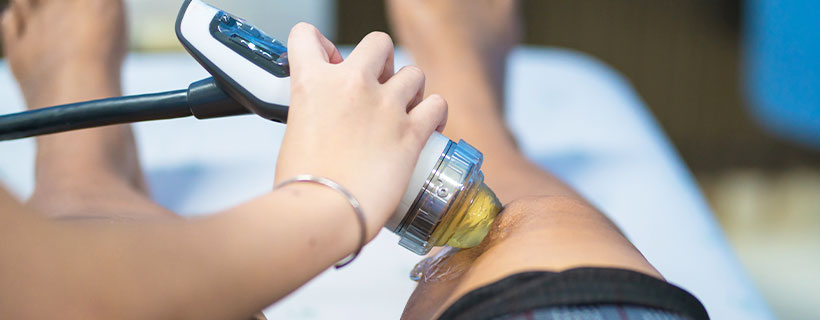 patient receiving shockwave therapy in Marlton